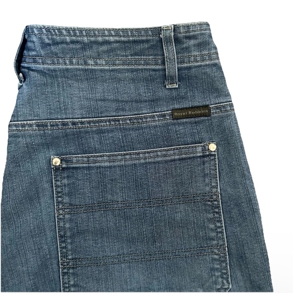 Women’s Royal Robbins Blue Jeans Size 34x32 - Picture 2 of 3